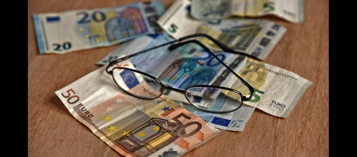 Πότε θα καταβληθούν επιδόματα και συντάξεις σύμφωνα με τον ΟΠΕΚΑ